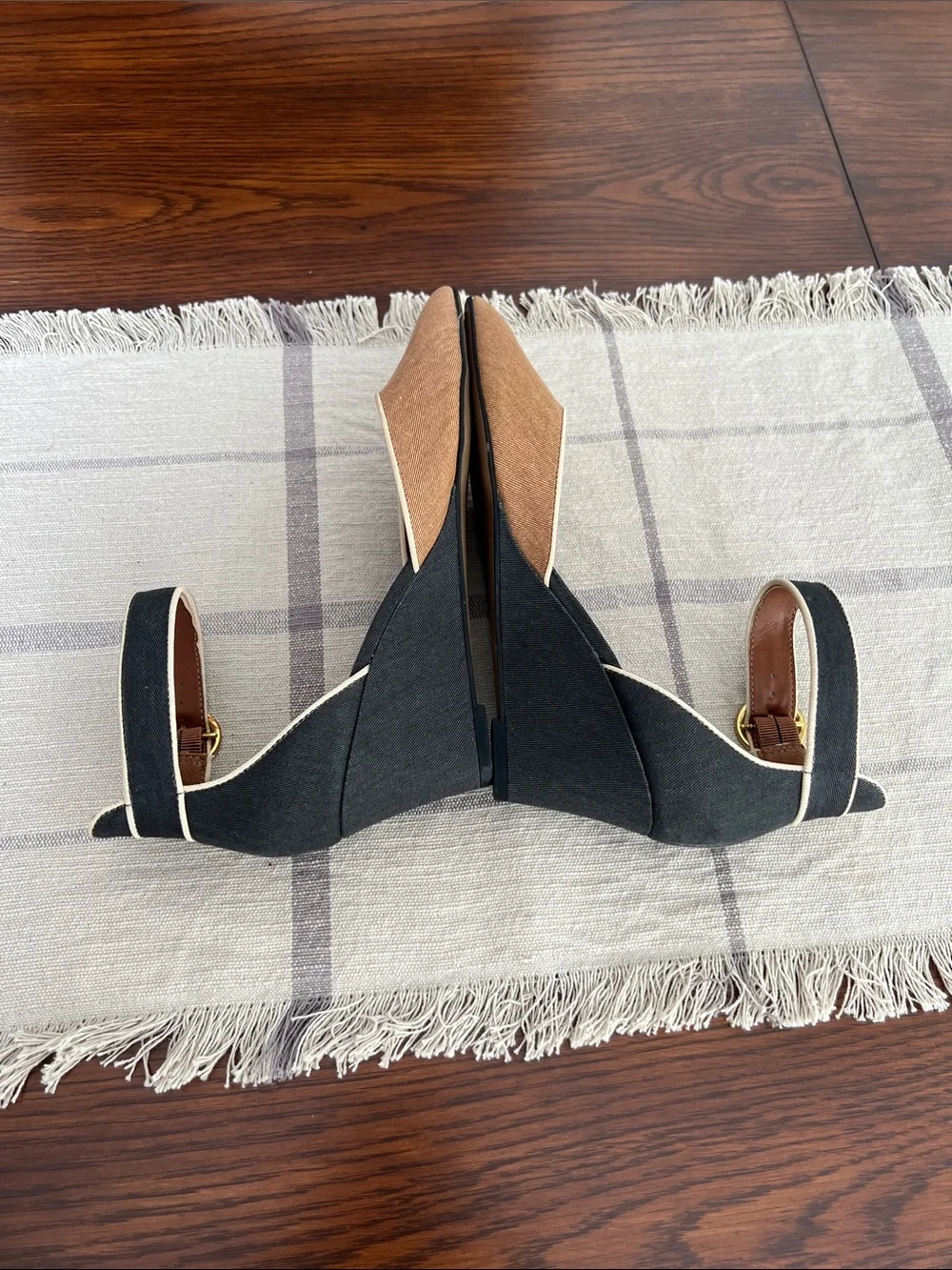 Franco Sarto Tavo Wedge Pump